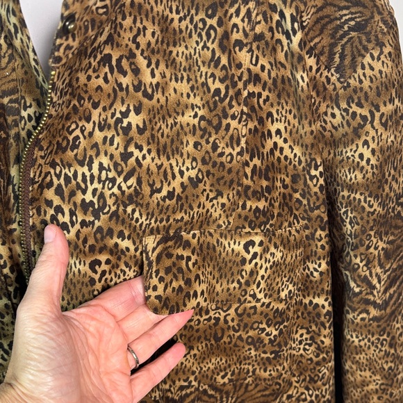 Norton McNaughton Women's Brown Leopard Bomber Jacket - Picture 4 of 6